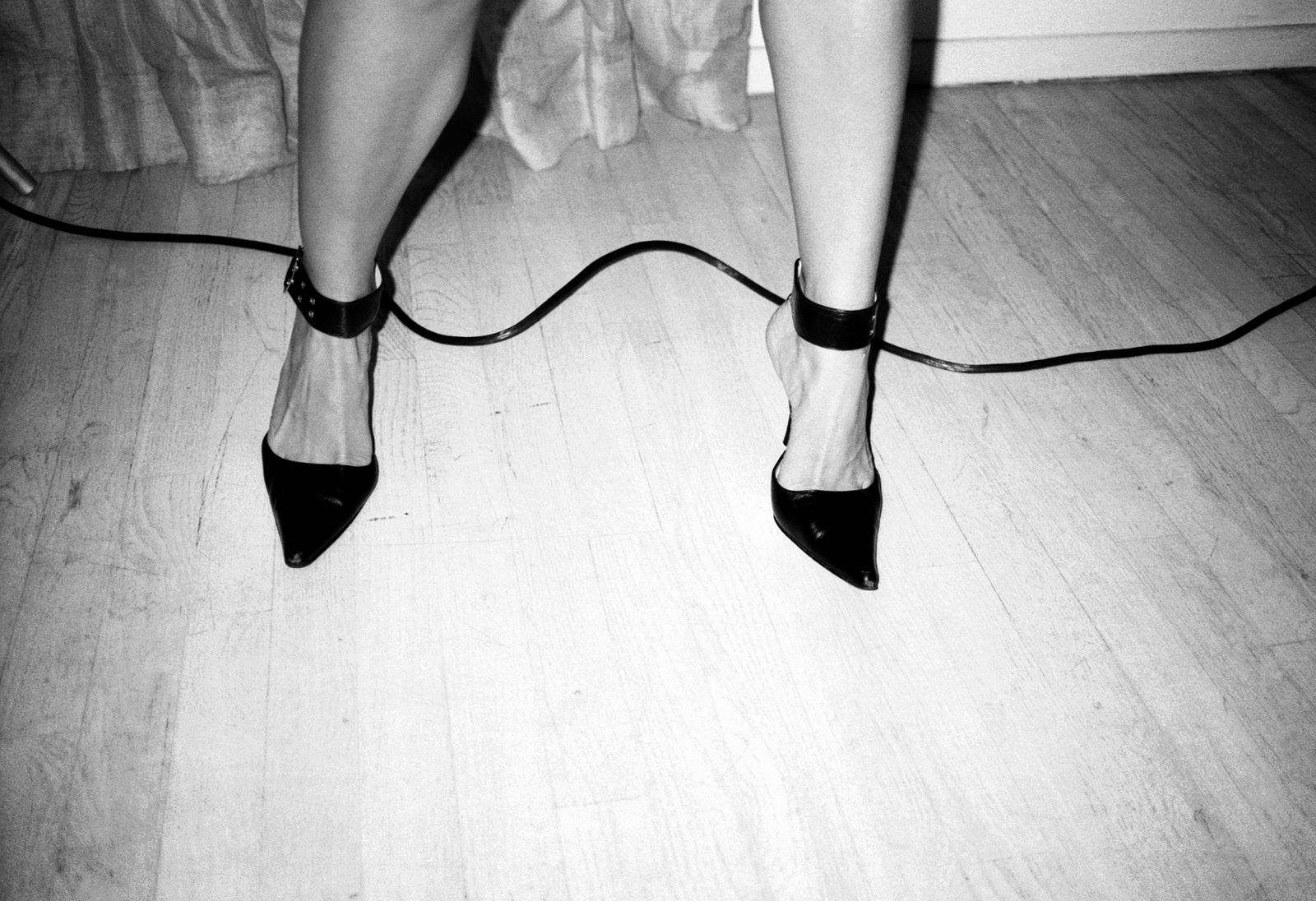 Cigarette / Legs — plate 6
